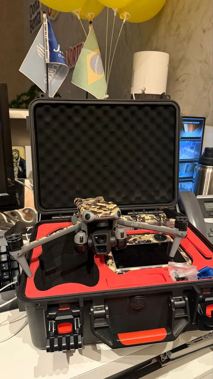 Drone DJI com 3 baterias e com controle de tela.  - Foto 3