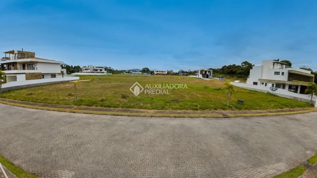 Terreno de 630m² a passos da Lagoa da Ibiraquera - Foto 3