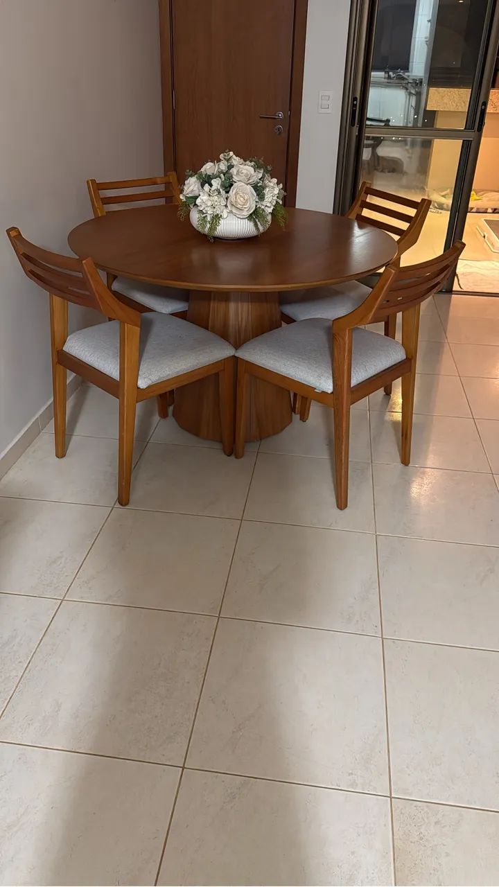 Mesa Trevisan 4 lugares