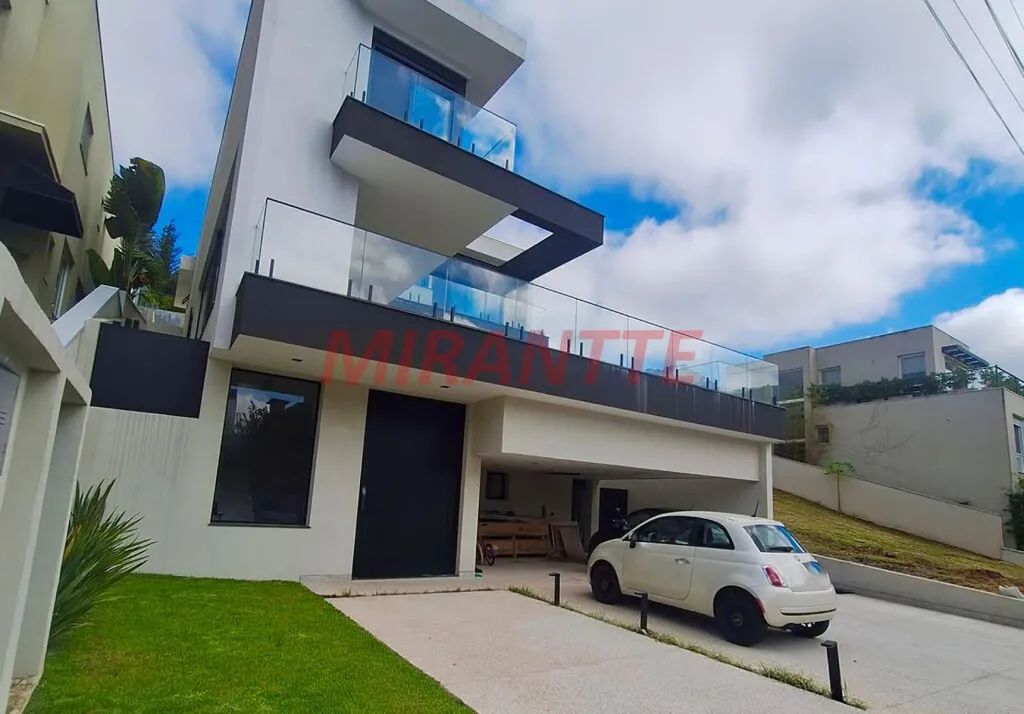 Sobrado de 464m² em ALPHAVILLE
