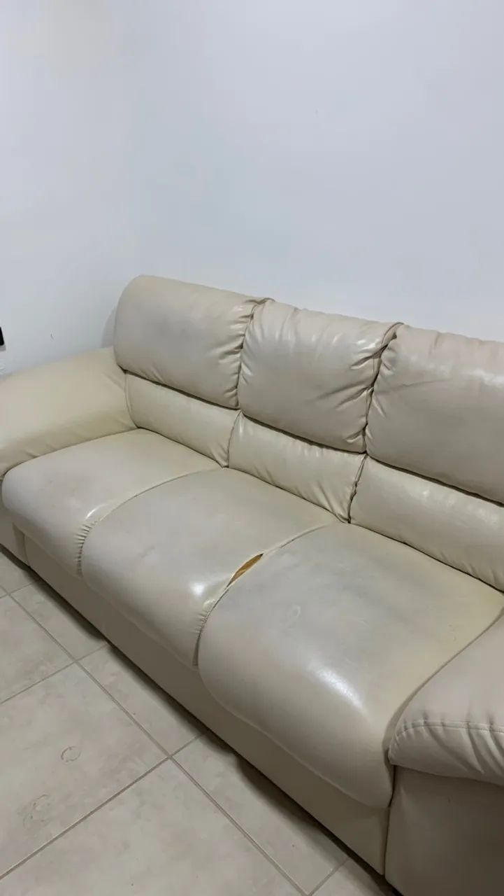 Sofá três lugares em couro  - Foto 2