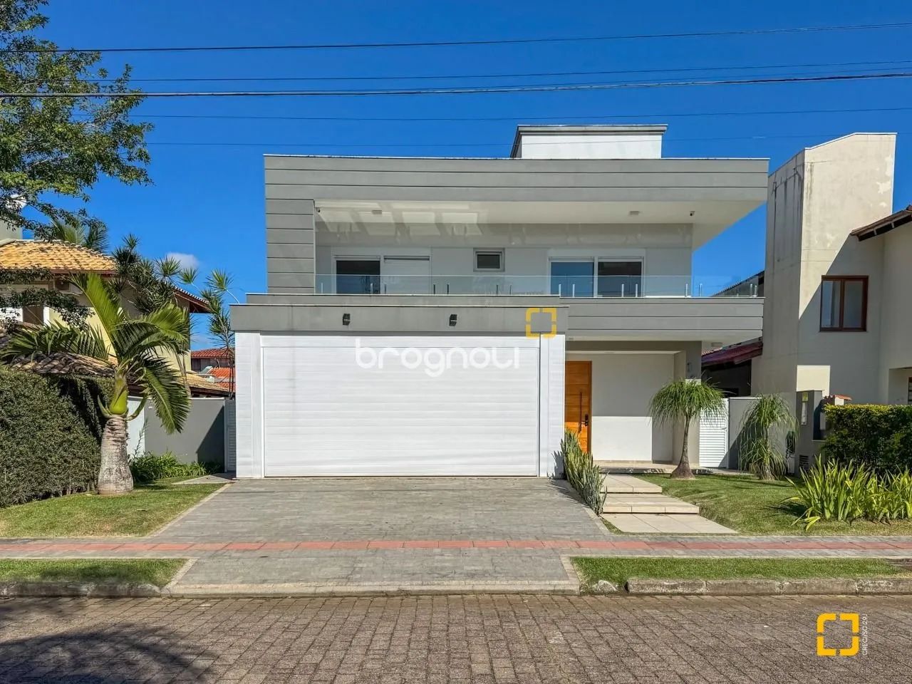 Casa mobiliada - 4 dormitórios - 3 suítes - Pátio com piscina - Jurerê Internacional - Flo - Foto 2