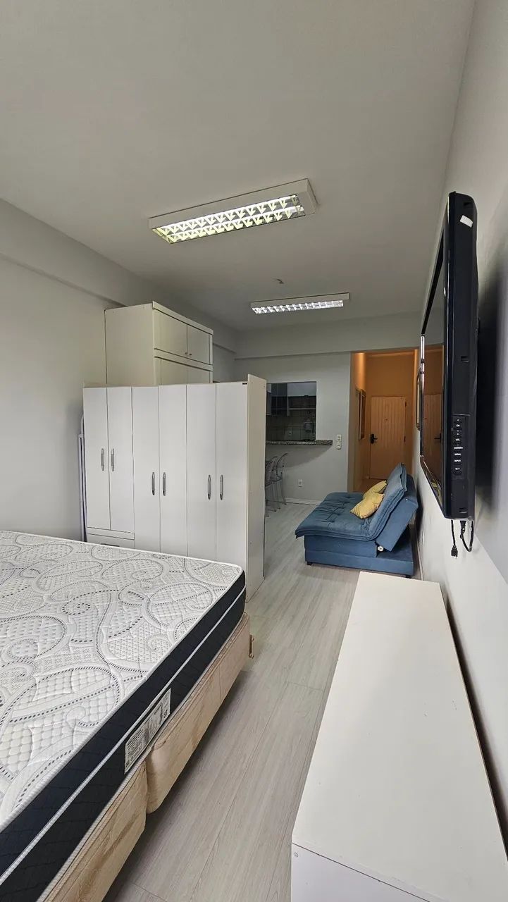 Studio Mobiliado no Centro de Florianópolis: Aluguel direto com proprietário.