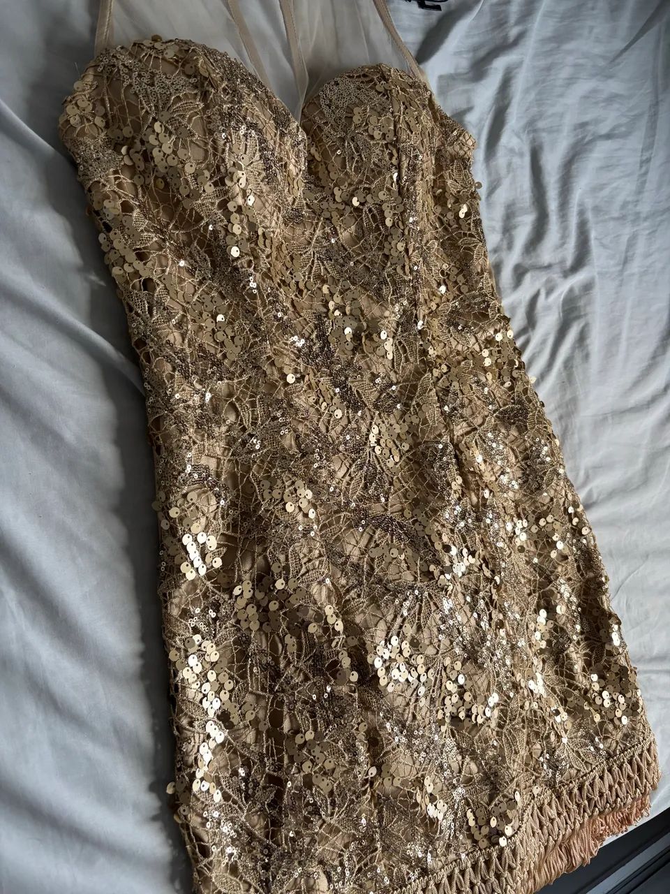 Vestido dourado bordado - Foto 2