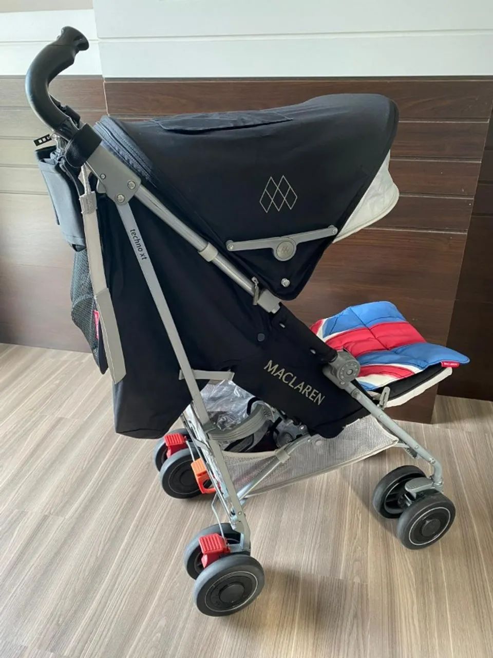 Carrinho MacLaren Techno XLR Preto - Completo - Foto 5
