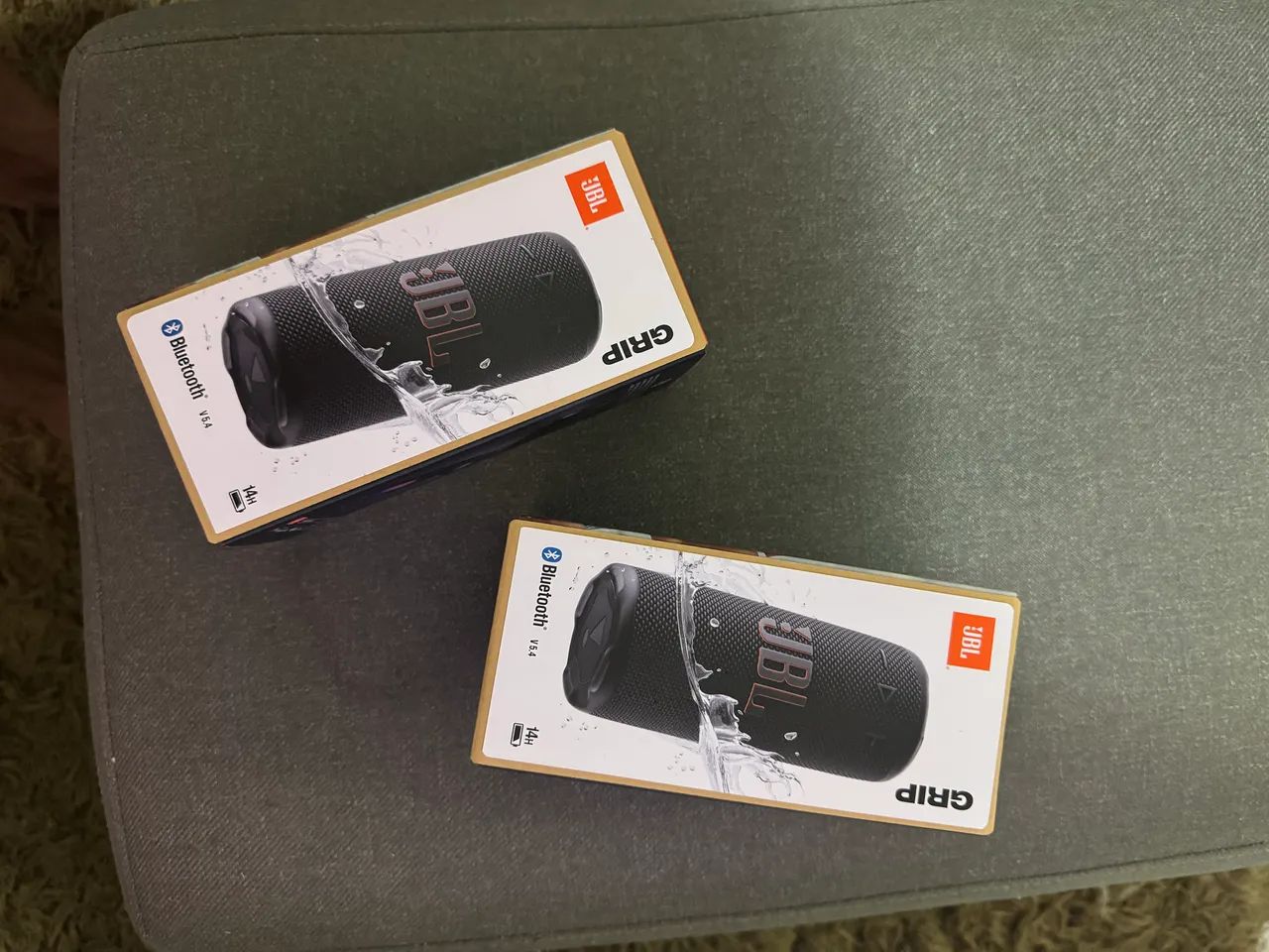 JBL Grip