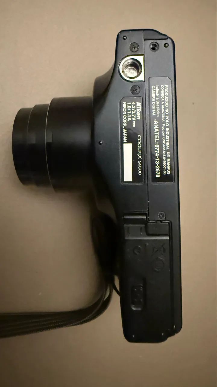 Câmera Nikon Coolpix S9500 22x com GPS Vintage - Câmeras e