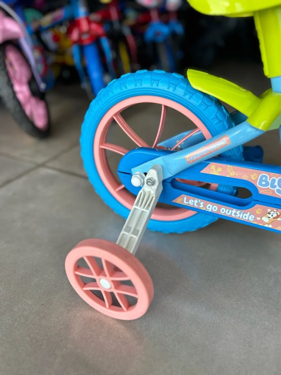 Bicicleta Infantil Bluey - Nova - Foto 2