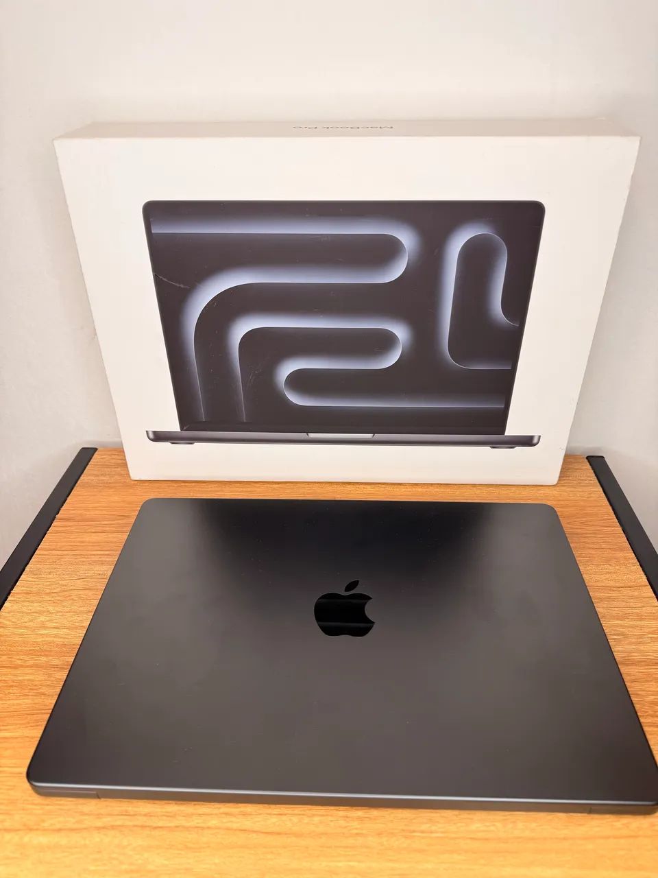 MacBook Pro M4 | 24GB | 1TB SSD | Preto Espacial - Notebooks