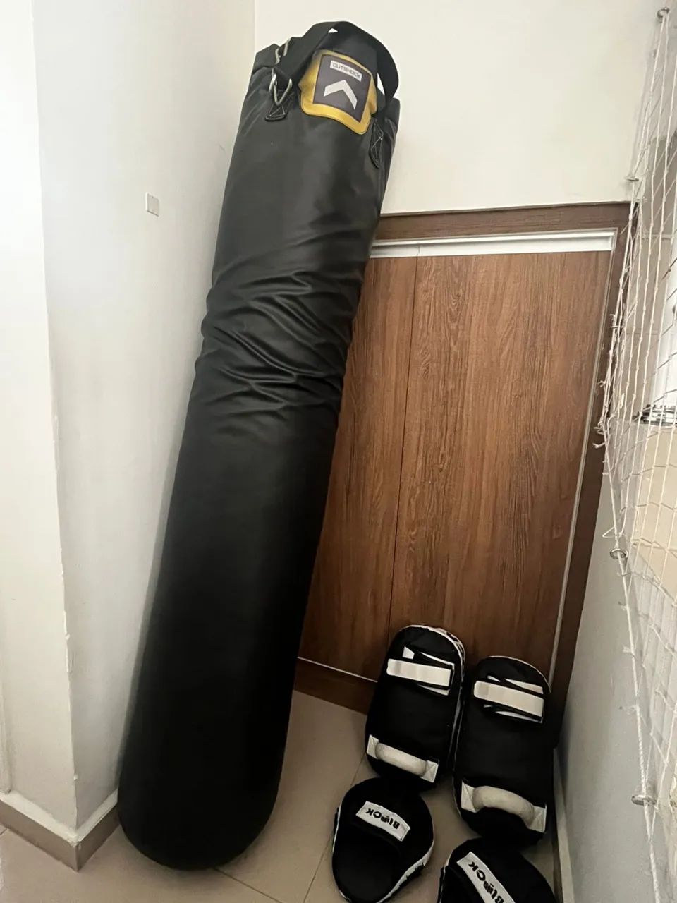 Saco de pancadas, aparadores e manoplas - Foto 3