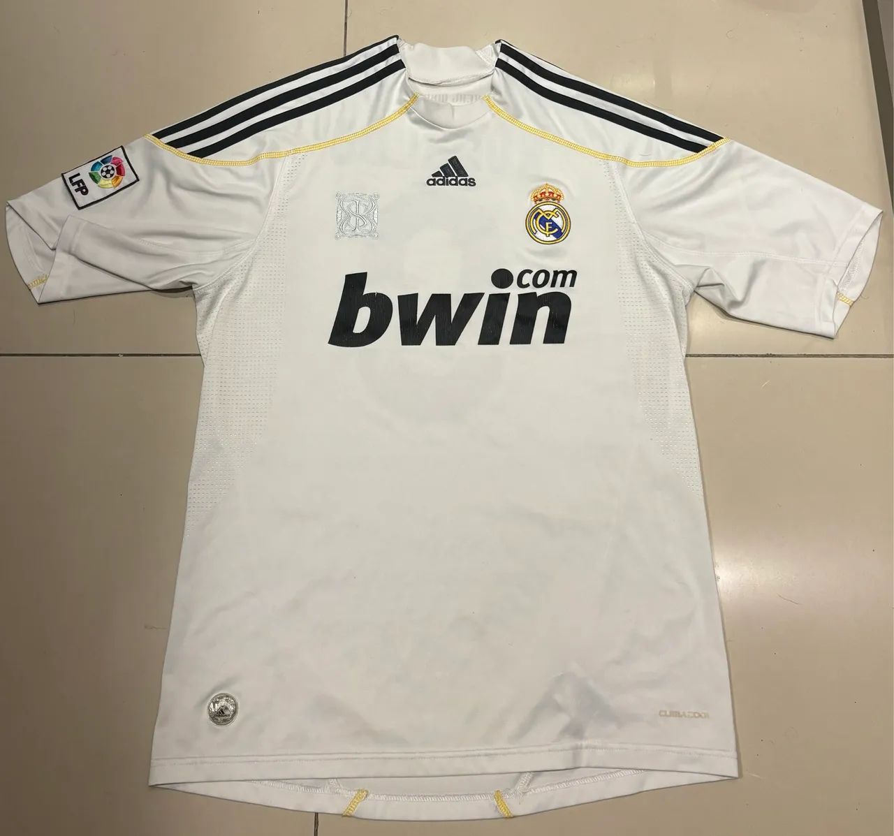 Camisa Real Madrid 2009, Primeira camisa usada por Cristiano Ronaldo  - Foto 6