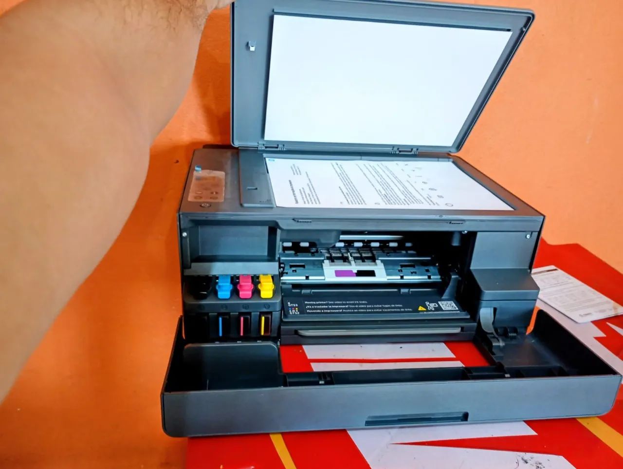 Impressora HP Smart Tank 585 - Multifuncional Colorida nova