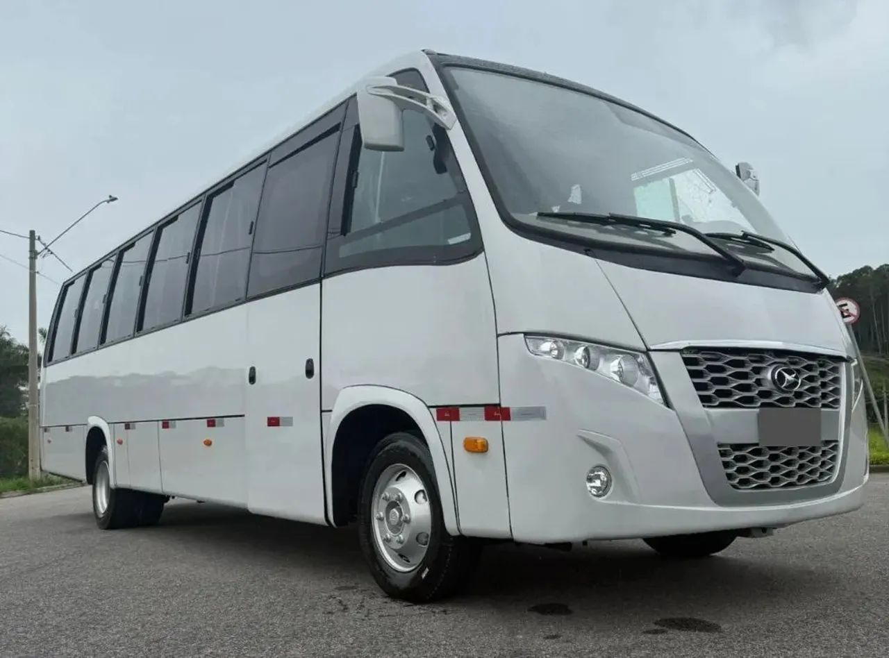 Micro-onibus Volare W9 2016