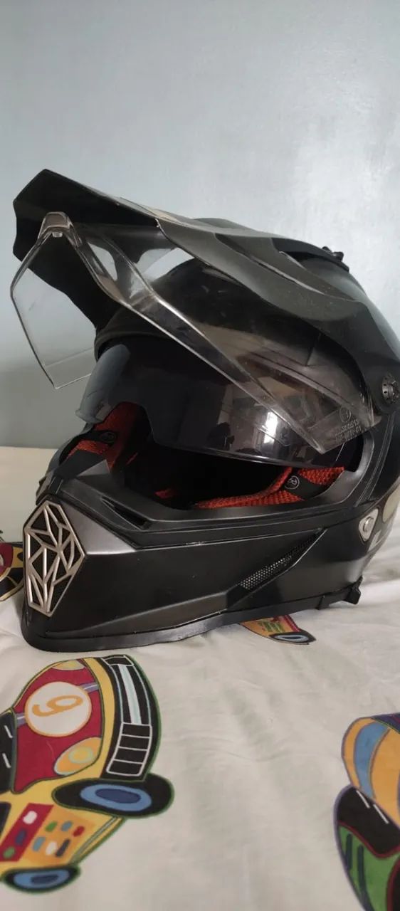 Capacete Pionner LS2 tamanho 56