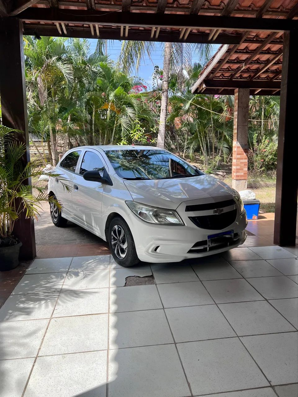 Chevrolet Onix ONIX HATCH Joy 1.0 8V Flex 5p Mec. 2018
