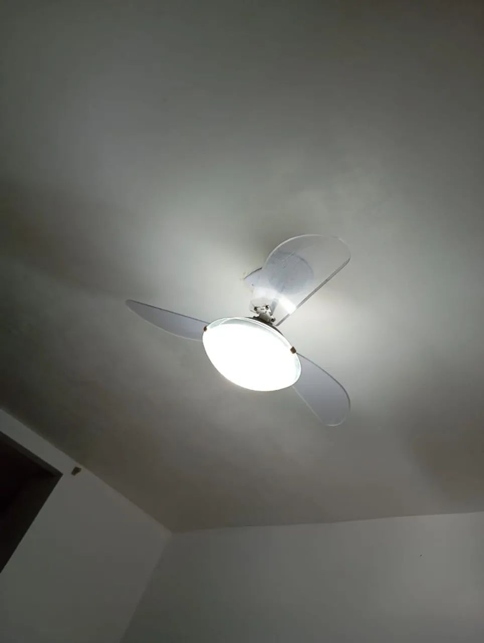 Vendo um ventilador de teto funcionando perfeitamente  - Foto 2