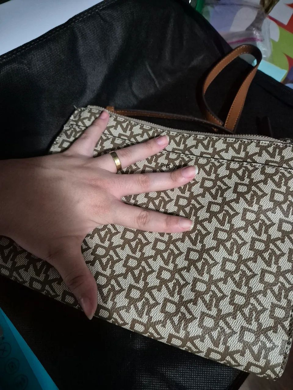 bolsa transversal da DKNY - Foto 5