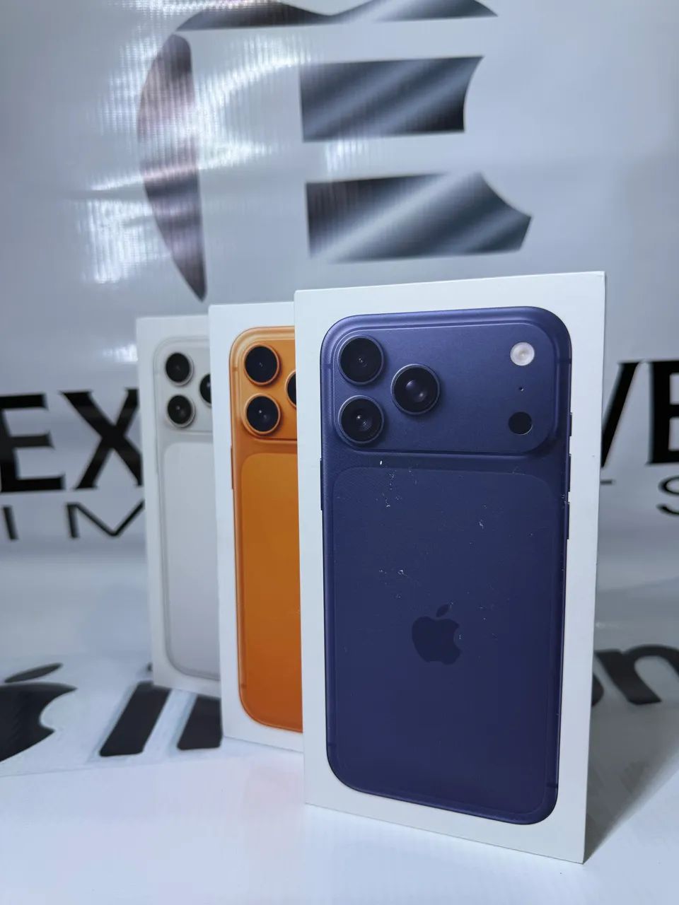 IPHONE 17 PRO MAX __ LACRADO __ LOJA JOINVILLE