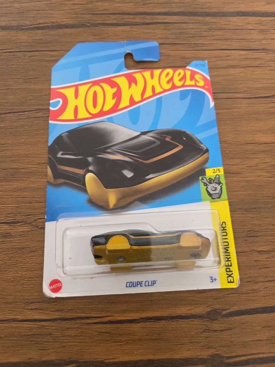 Hot-Wheels 9 miniaturas na embalagem - Foto 3