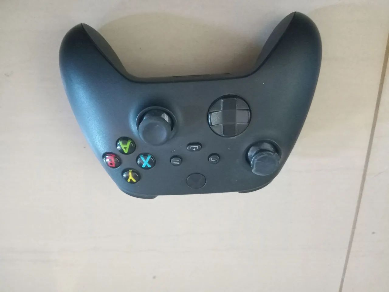 Controle xbox one com defeito 