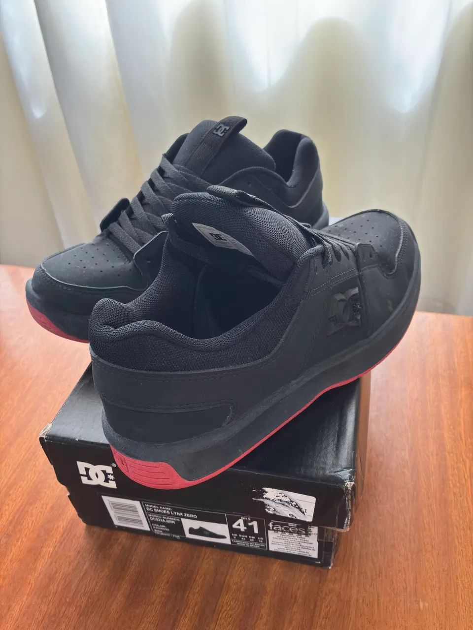 Tênis DC Lynx zero color black red - Foto 4
