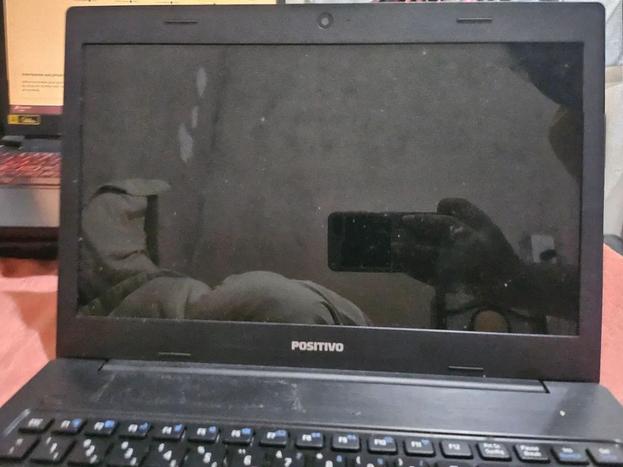 Notebook positivo para retirada de peças 