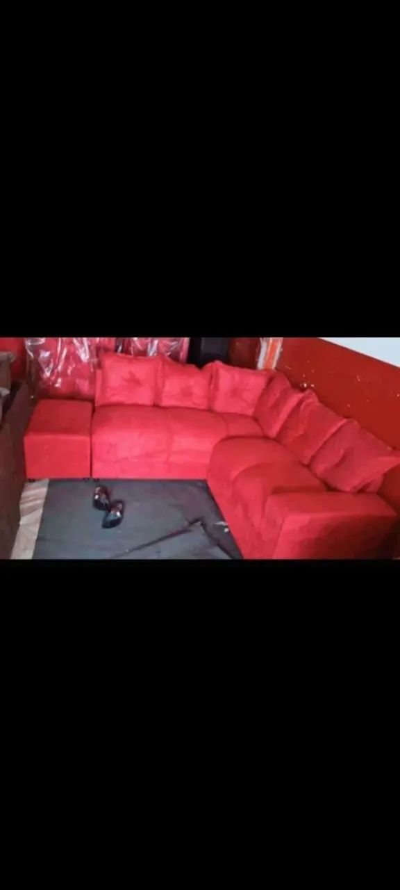 Vendo Sofa semi novo chamar no WhatsApp *