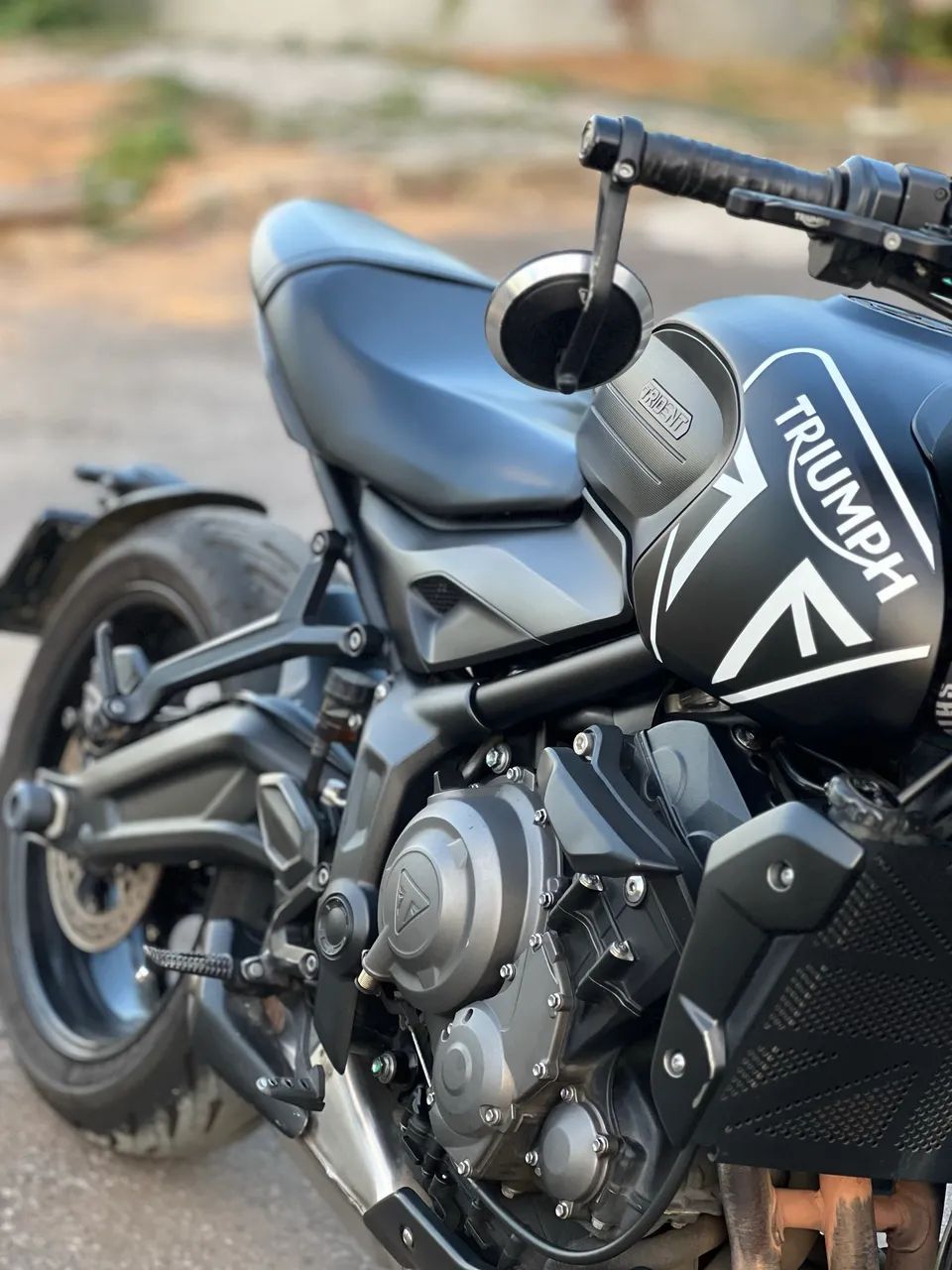 Trident 660 - Impecável!