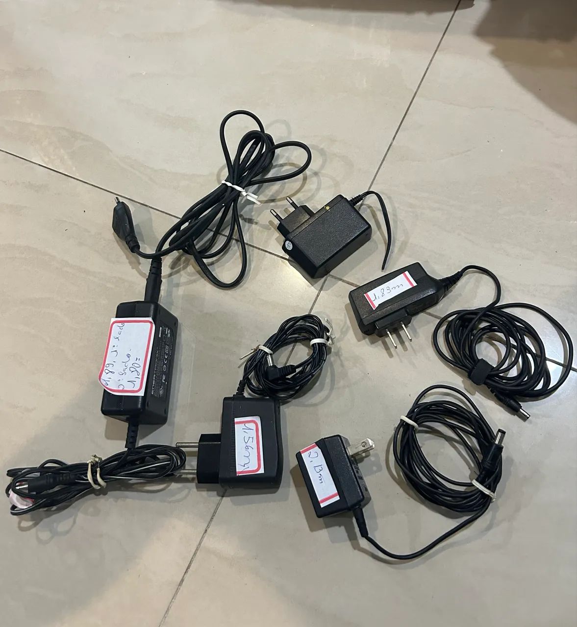 FONTES DE ALIMENTAÇÃO BIVOLT