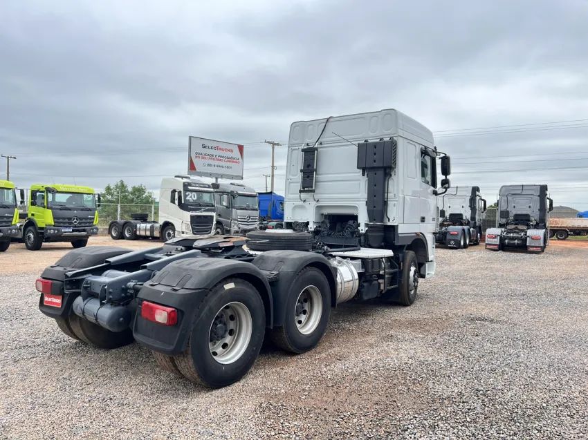 DAF / XF 105 FTT 460 6X4 (DIESEL)(E5) - Foto 4