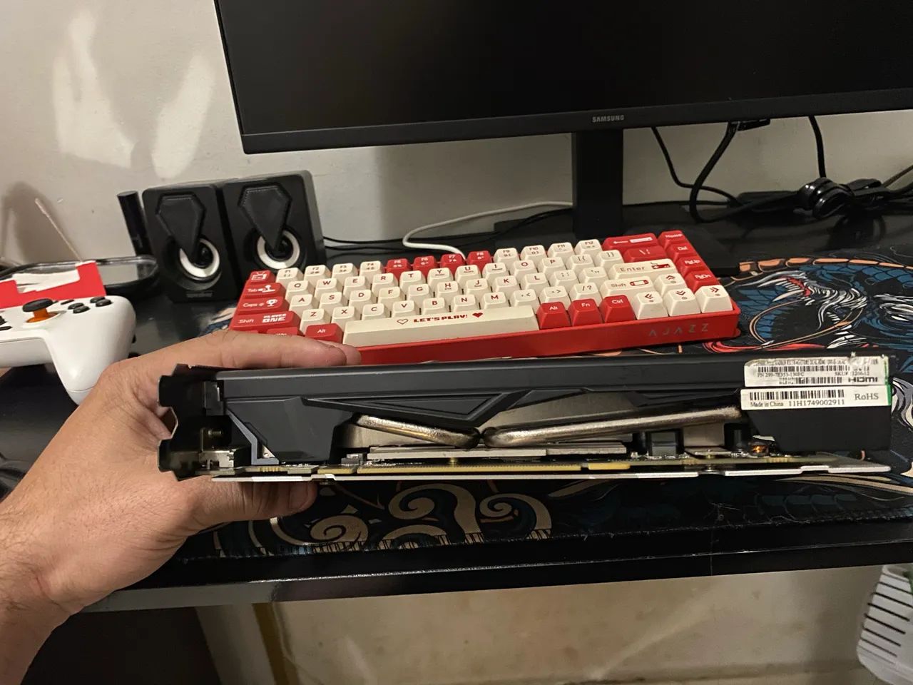 Placa de vídeo AMD RX 570 4GB SAPPHIRE PULSE - Foto 4