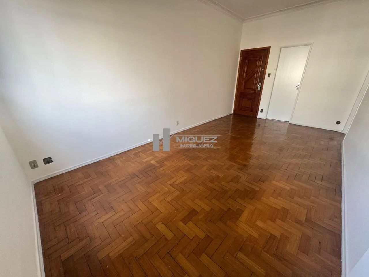 Apartamento à Venda Rua Haddock Lobo, Praça Afonso Pena. 2 Quartos. - Foto 2