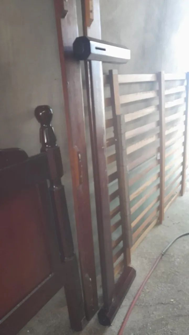 Cama casal mogno maciço  - Foto 2