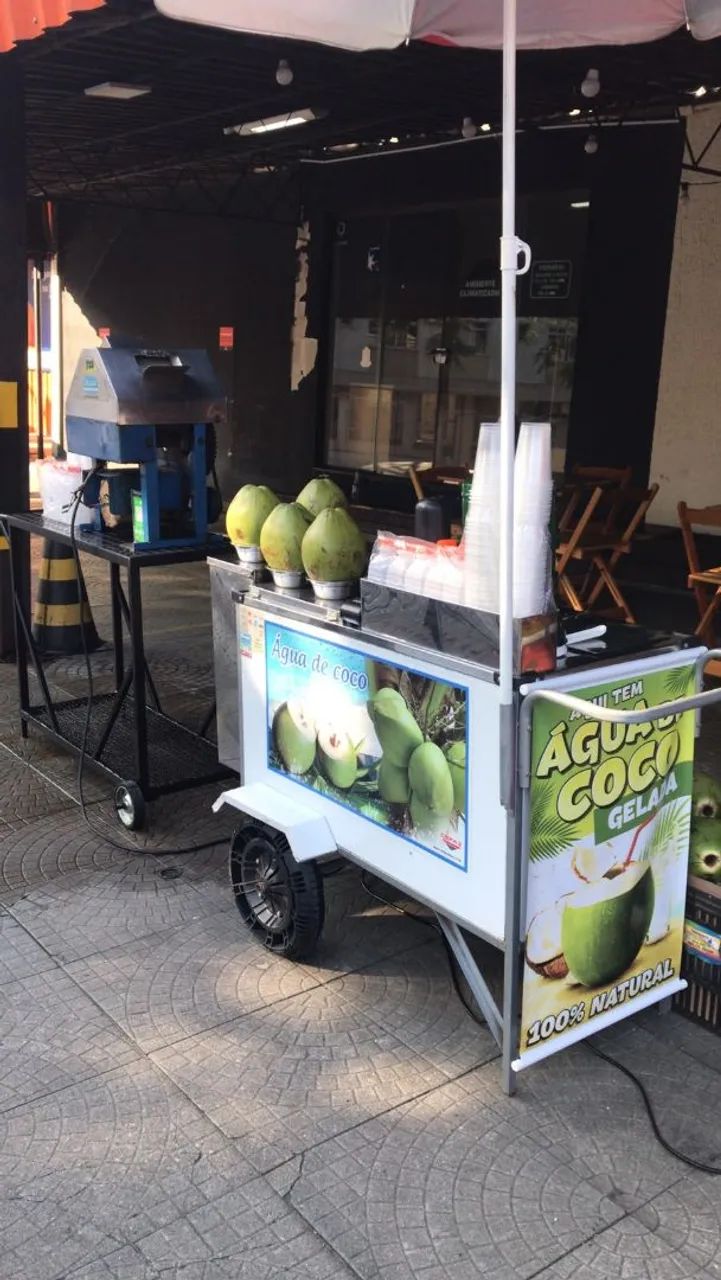 Carrinho de água de coco 