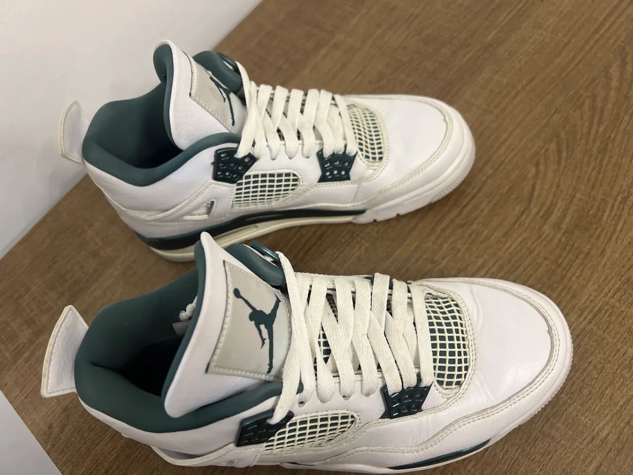 Nike Air Jordan 4 Retro na colorway Oxidized Green. - Calçados