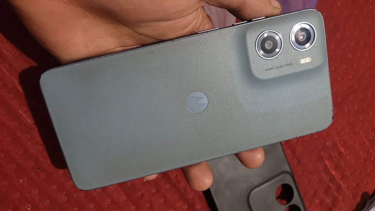 Celular G6 128 GB nenhum arranhão  - Foto 2