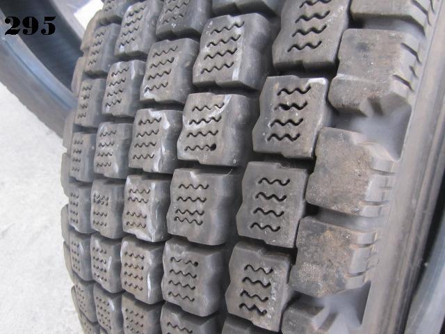 Pneus 295 e 275