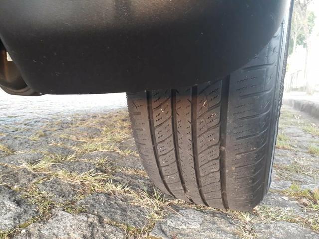 Vendo troco L200 HPE apenas 85 mil km diesel - Foto 8