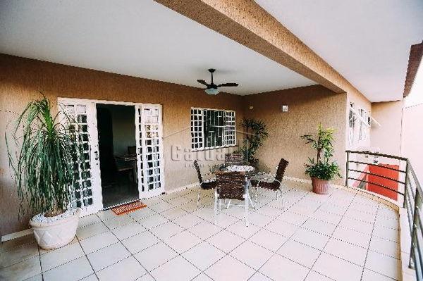 Casa sobrado com 6 quartos - Bairro Alpes em Londrina - Foto 3