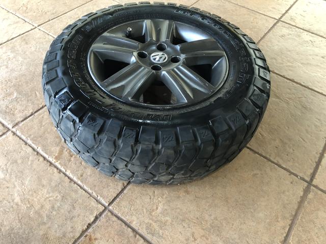4 pneus BF MUD