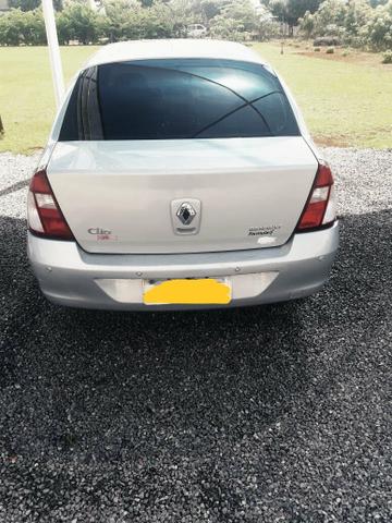 Clio Sedan 1.6 16v - Foto 3