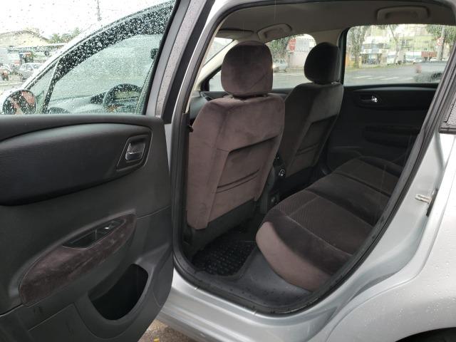 C4 Hatch 1.6 manual - Mais novo de Goiânia - Foto 18