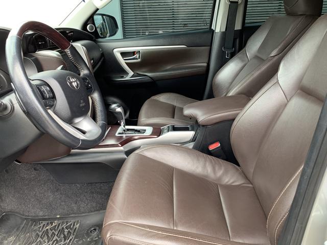 SW4 SRX diesel 2016/2016 7 lugares, extremamente novo! - Foto 9