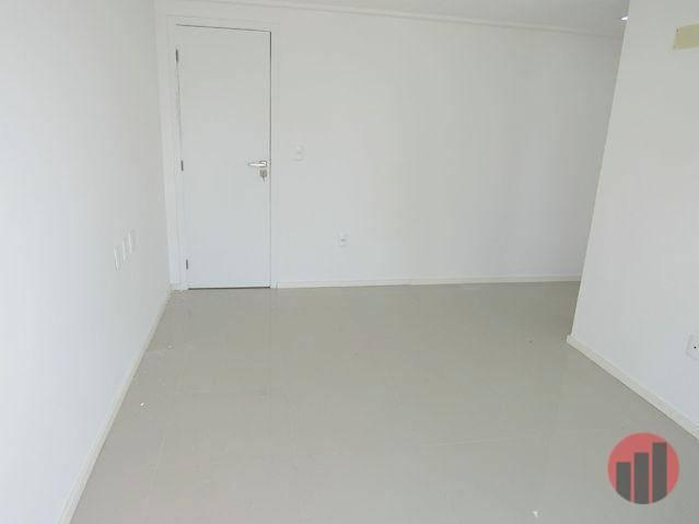 Apartamento com 3 dormitórios para alugar, 95 m² por R$ 1.800/mês - Fátima - Fortaleza/CE - Foto 17