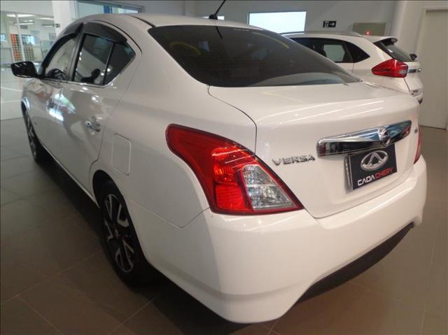 Nissan Versa 1.6 16v Unique - Foto 7