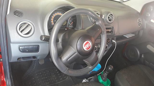 Fiat Uno Vivace 2012 - Foto 4