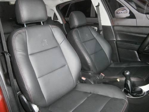 Peugeot 307 1.6 Presence Pack Sedan 2009 - Foto 8