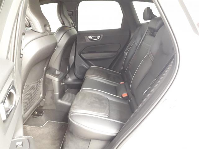 Xc60 2019 2.0 t8 hybrid r-design awd geartronic - Foto 10