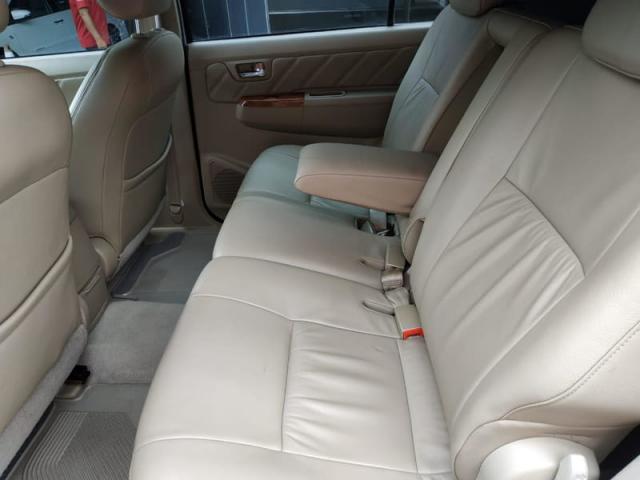 TOYOTA HILUXSW4 SRV4X4 AUT 07 LUGARES - Foto 17