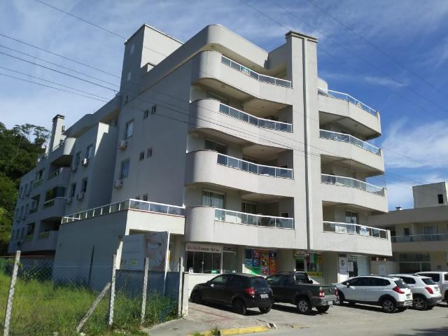 02 quartos seminovo na Praia de Bombas